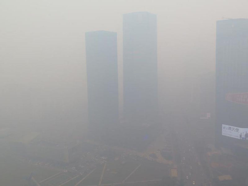 云唐大氣監(jiān)測(cè)設(shè)備，監(jiān)測(cè)空氣中PM2.5含量